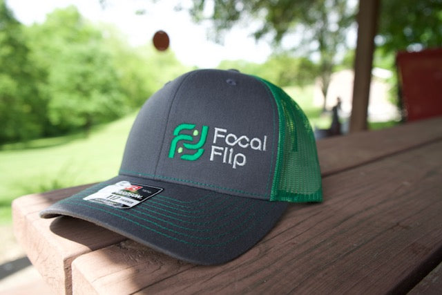 FocalFlip Friday Hat - Green/Gray Richardson 112